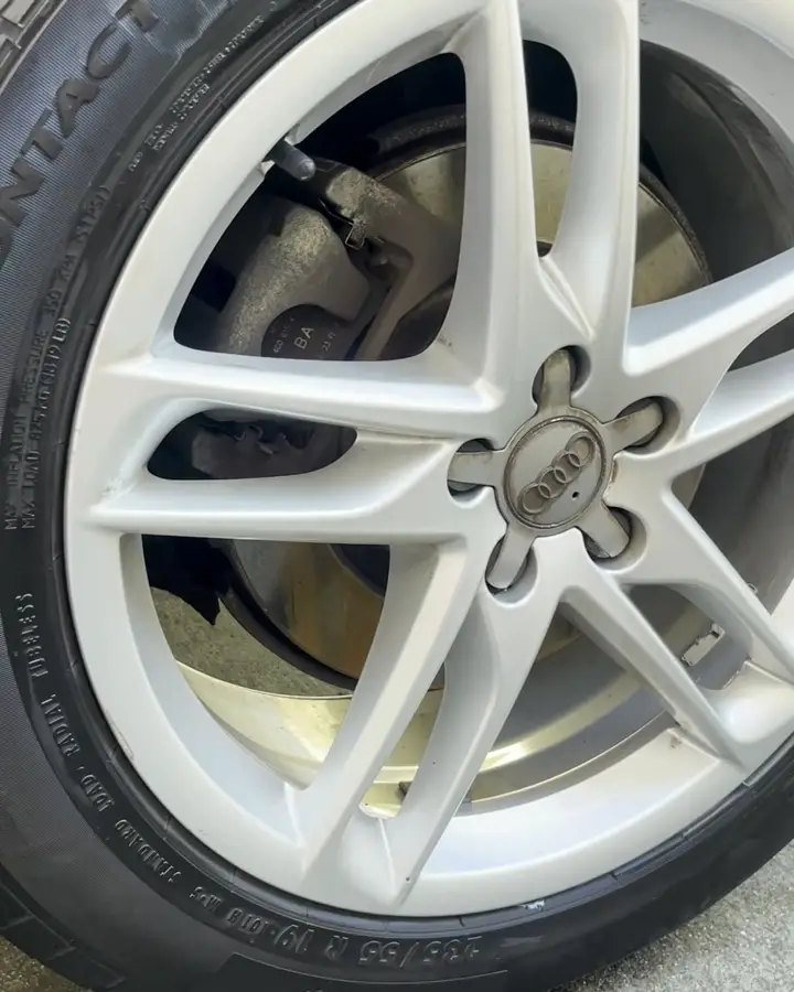The same Audi wheel, clean, after